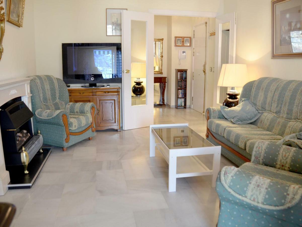 Apartment Carihuela Playa-1 By Interhome Торемолинос Екстериор снимка